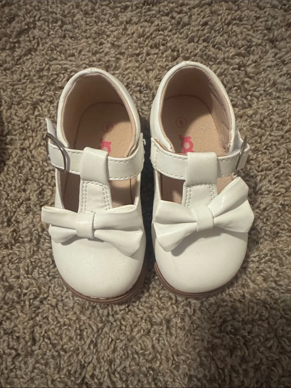 OshKosh B'gosh White Bow T-Strap Mary Jane Shoes